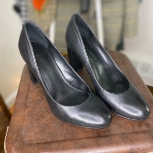 Banana Republic Round Toe Heel
